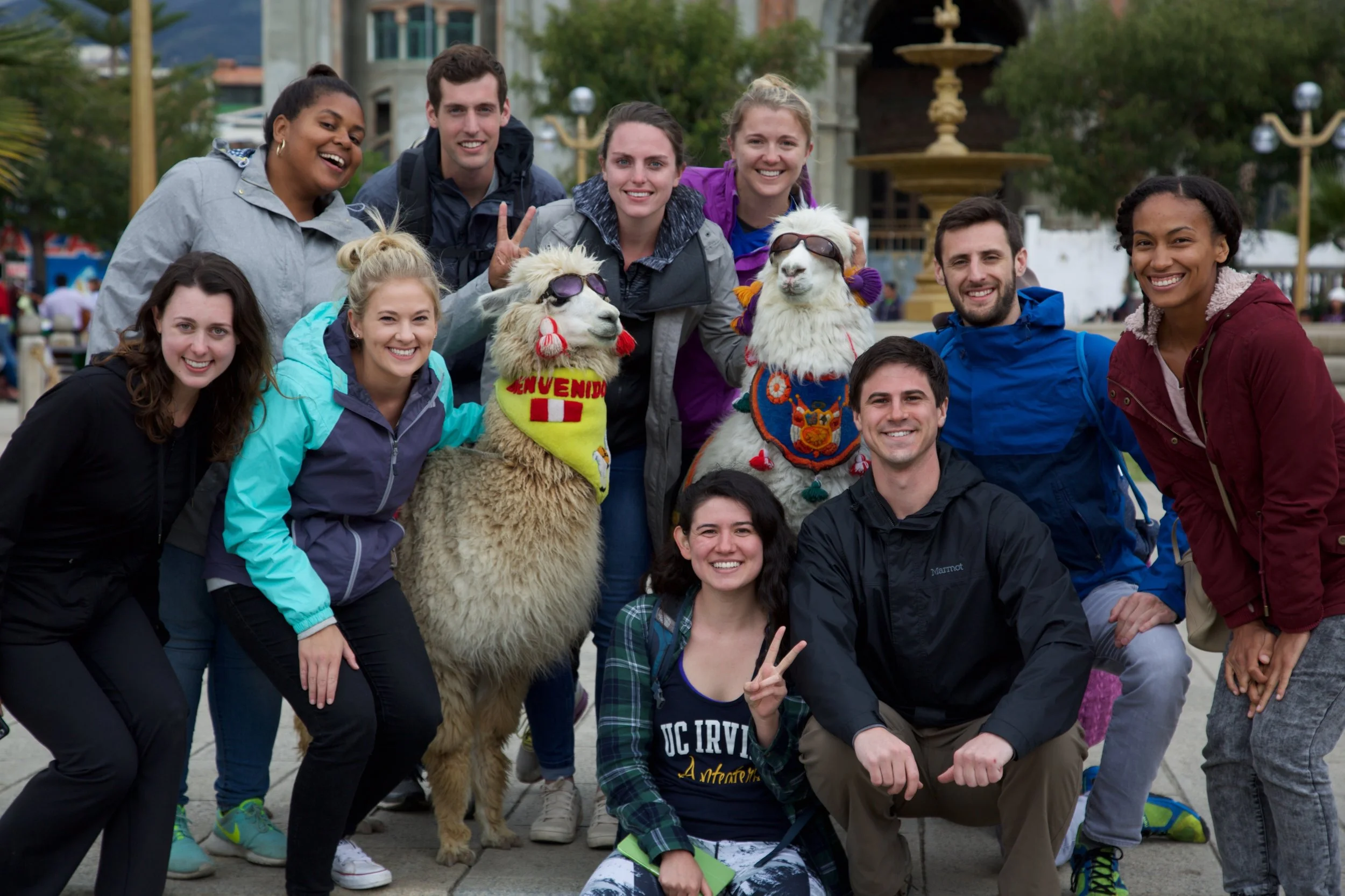 5 WAYS VOLUNTEERING ABROAD CAN BENEFIT YOUR CAREER